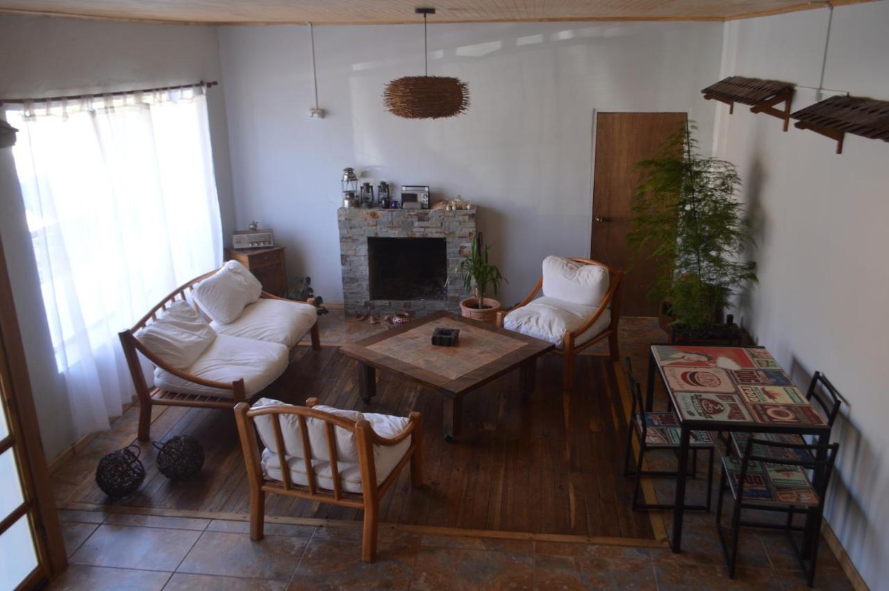 Hostal Y Cabanas Vientos Del Sur Puerto Ingeniero Ibanez Eksteriør bilde